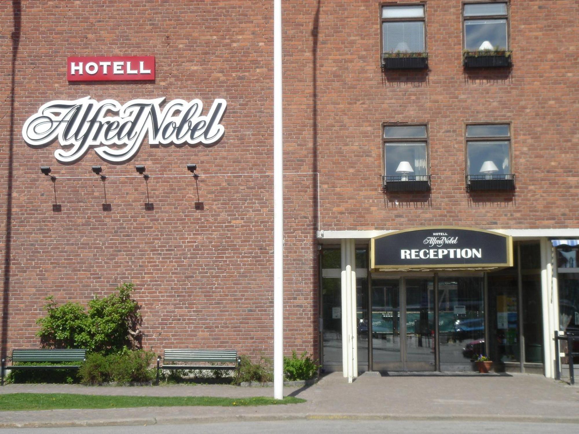 Hotell Alfred Nobel Karlskoga Exterior photo